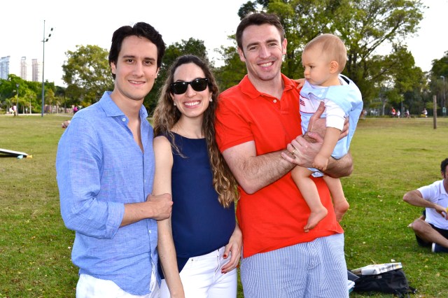Fernando & Bruna with Michael & Colt.