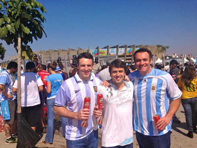 Michael, Tom & Joe at the Minerão.