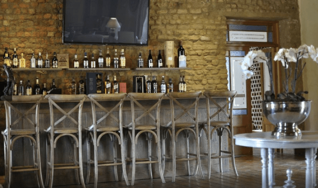 They had an awesome "honesty bar" so each night we would go back, grab a book, pour a glass and just relax... SO nice.