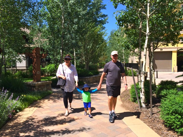 Heading to the fountains and the playground.