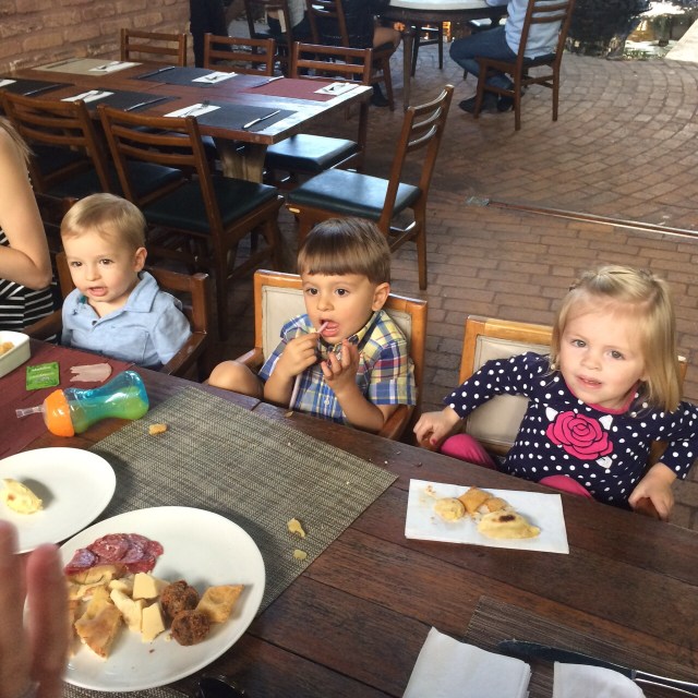 Colt, Jack and Mailey lunching at Praça São Lourenço.